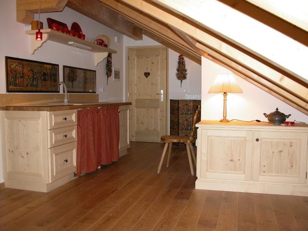 Mansarda Dolomiti Apartment Rasun di Sopra Ruang foto