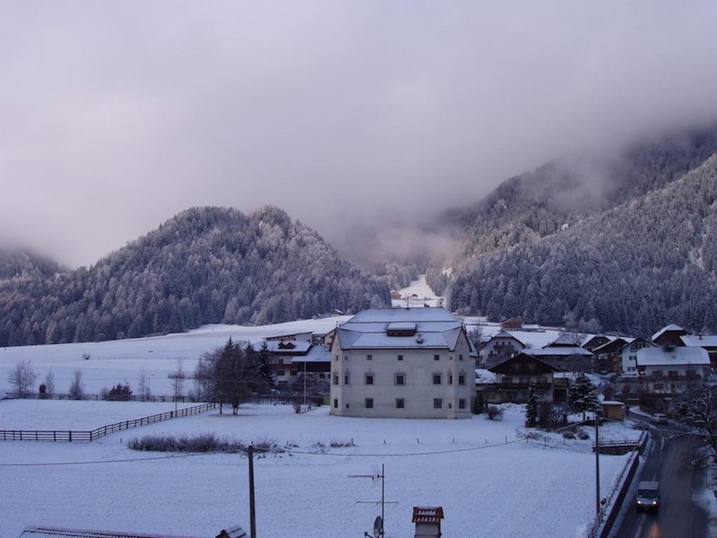 Mansarda Dolomiti Apartment Rasun di Sopra Ruang foto