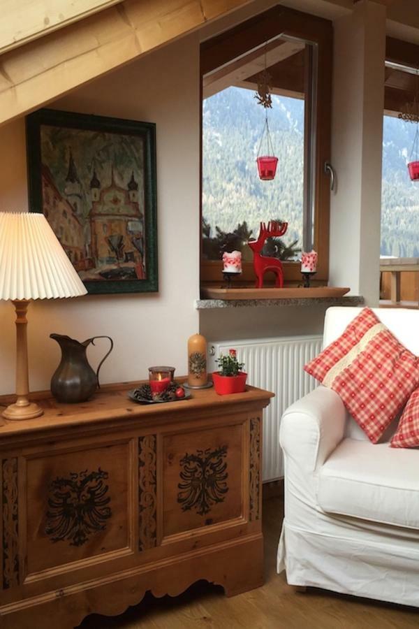 Mansarda Dolomiti Apartment Rasun di Sopra Bagian luar foto